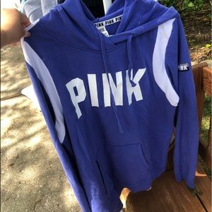 VICTORIA SECRET PINK SWEATSHIRT